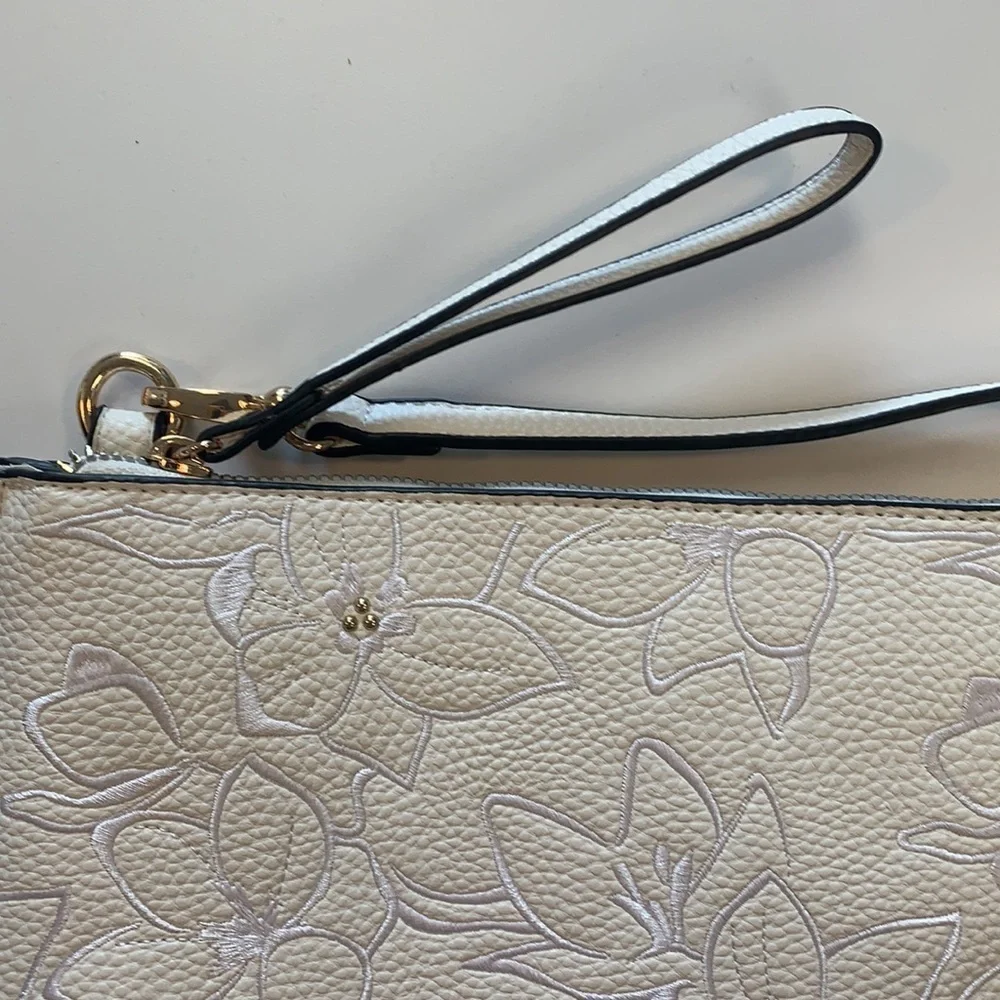 Nanette Lepore white wristlet, cross body bag